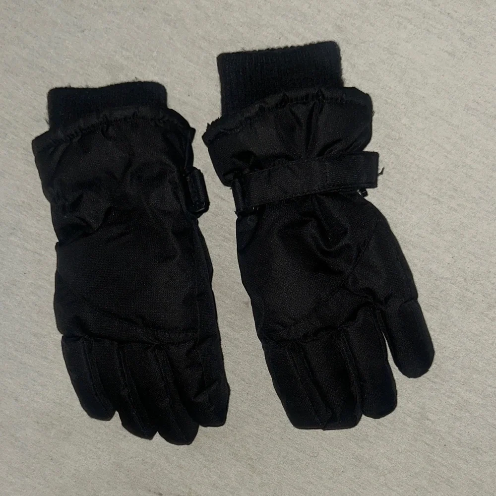 Kids OS Black Winter Gloves